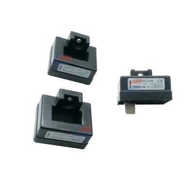 YJJ L03S600D15WM 10μs 20mA bidirecional ± 1% 600A A Hall sensor de corrente é instalado na base